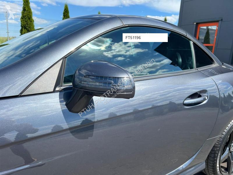 Samochód dostawczy Mercedes SLK 200