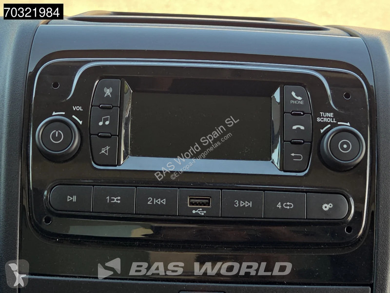 Furgoneta Opel 140PK Plataforma elevadora...