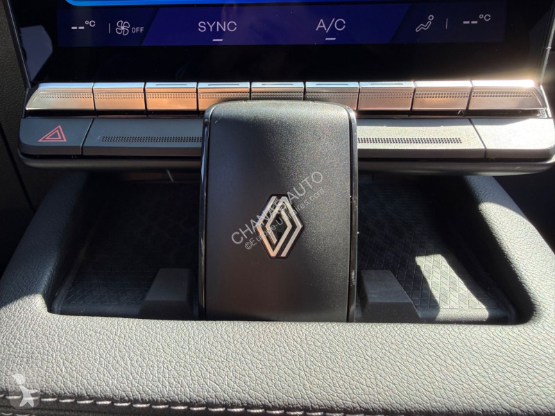 Véhicule utilitaire Renault E-tech 220 ch Techno