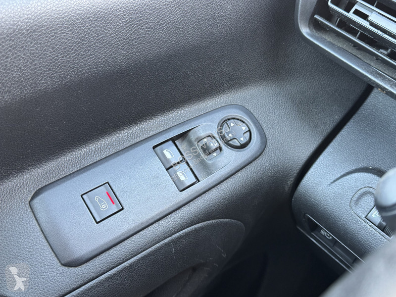 Furgoneta Toyota Comfort 50 kWh L1 Snelladen...