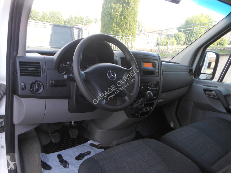 Véhicule utilitaire Mercedes Benne 514 CDI 37...