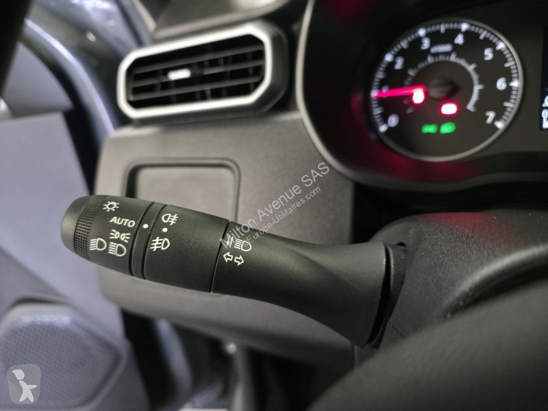 Samochód dostawczy Dacia DUSTER 1.0 ECO-G - 100...