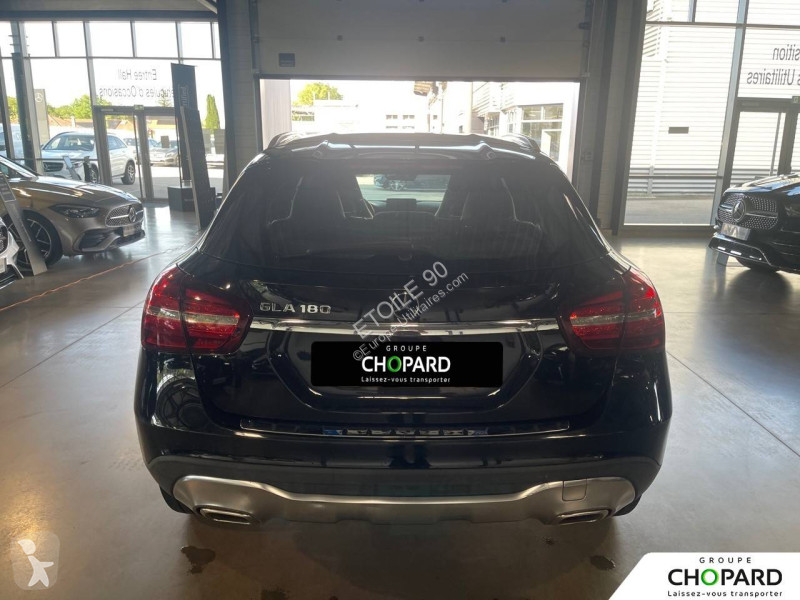 Samochód dostawczy Mercedes GLA 180 7-G DCT