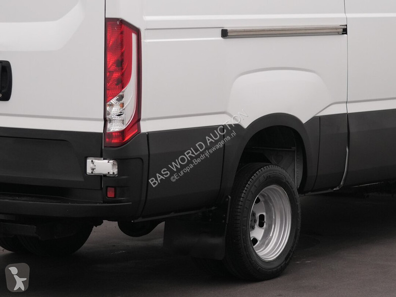 Furgoneta Iveco 35C18