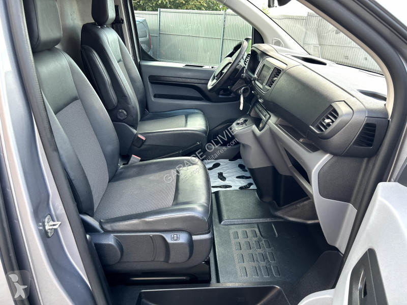 عربة نفعية Peugeot 2.0 Bluehdi 120 Premium Pack...
