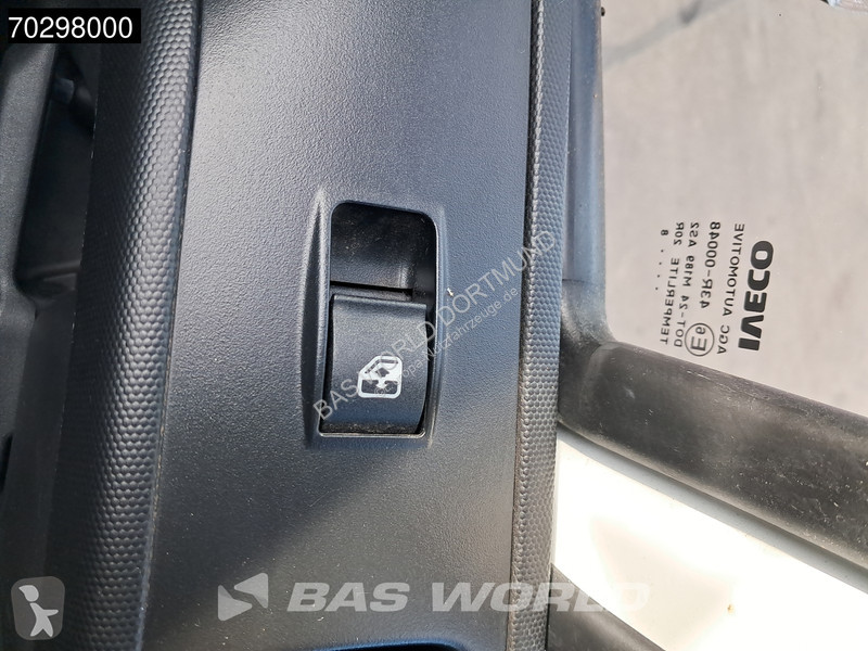 Véhicule utilitaire Iveco 35S14 L2H2 3,5t...