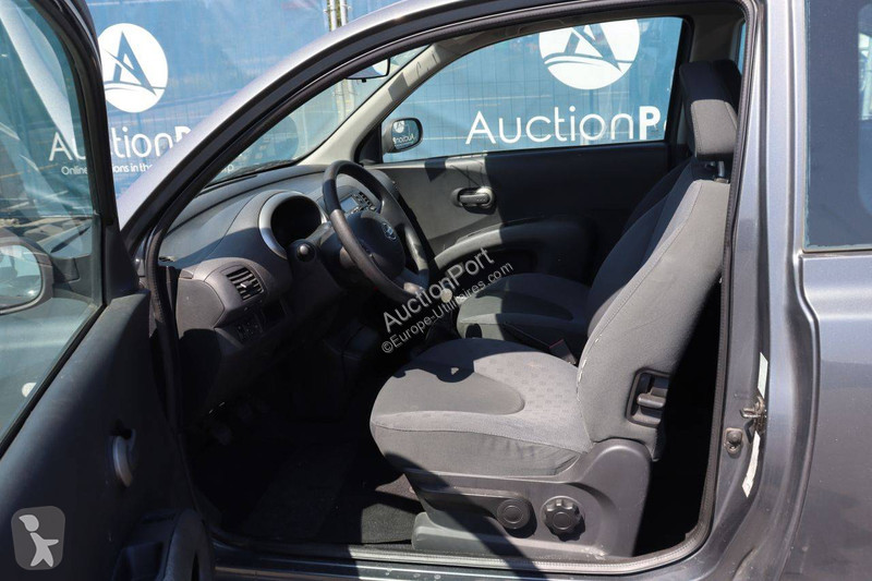 Furgoneta Nissan