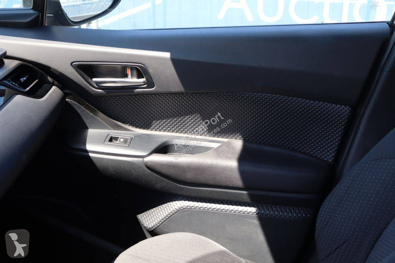 Autoutilitară Toyota