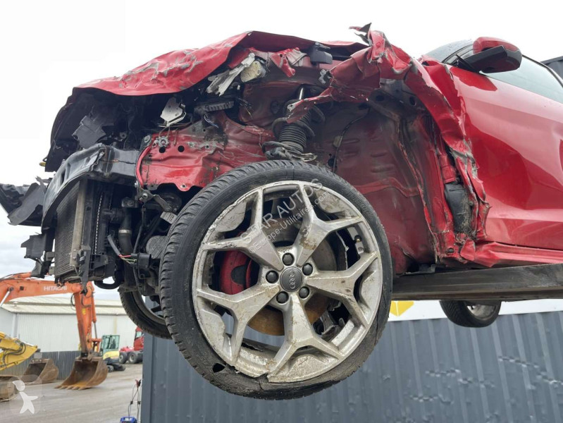 عربة نفعية Audi