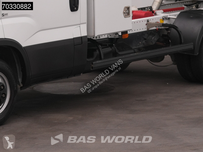 Furgoneta Iveco 35C16 3.0L Kipper met Kist...