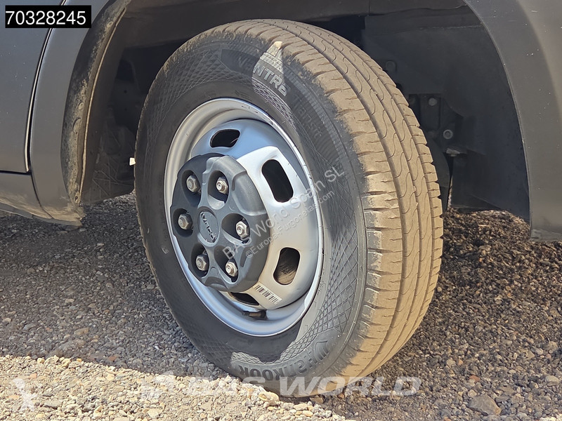 Furgoneta Iveco 35C16 3.0L - Plataforma...