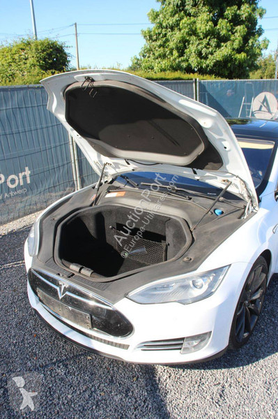 Furgoneta Tesla P85+