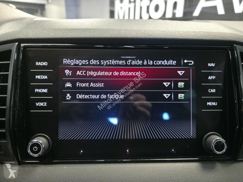 Samochód dostawczy Skoda KAROQ 2.0 TDI SCR -...