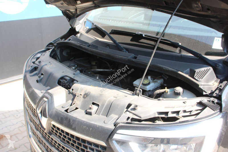 عربة نفعية Renault Crossover