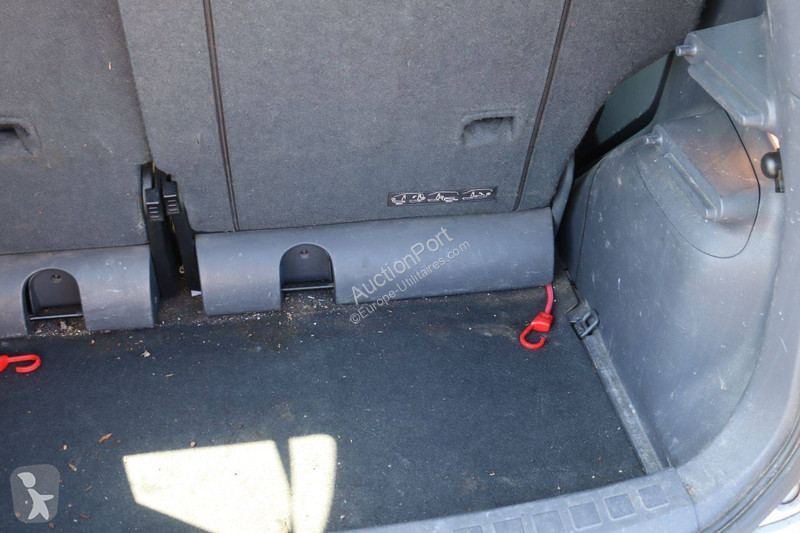 Samochód dostawczy Mitsubishi