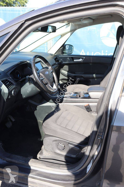 عربة نفعية Ford