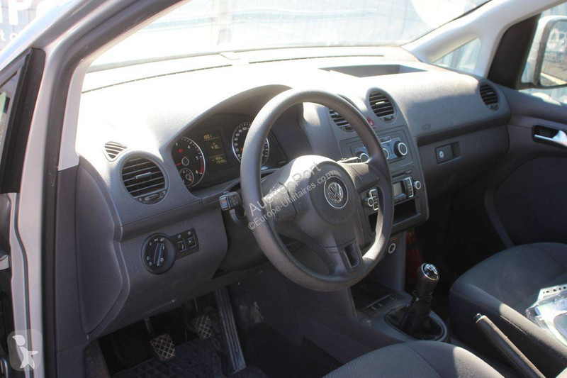 Furgoneta Volkswagen Kombi Maxi