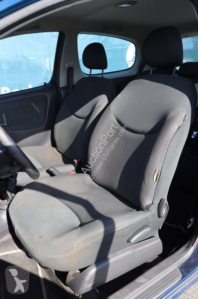 Véhicule utilitaire Toyota