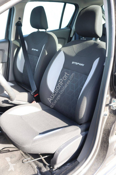 Véhicule utilitaire Dacia