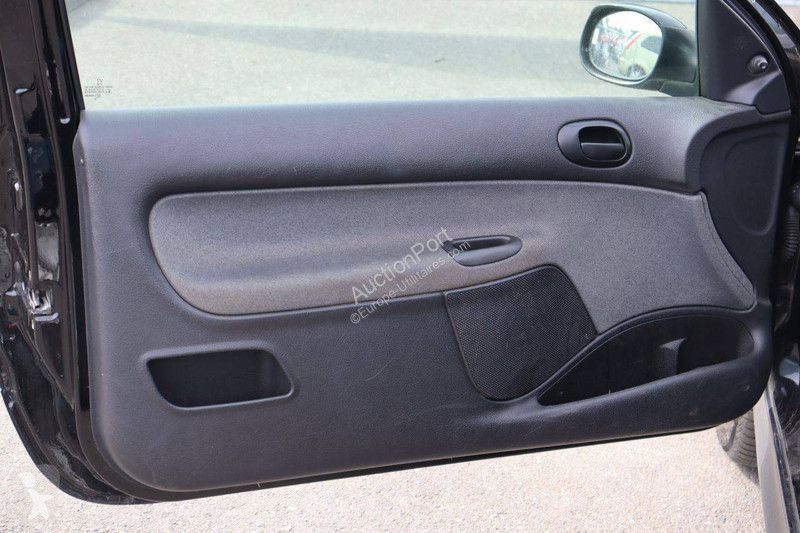 Véhicule utilitaire Peugeot