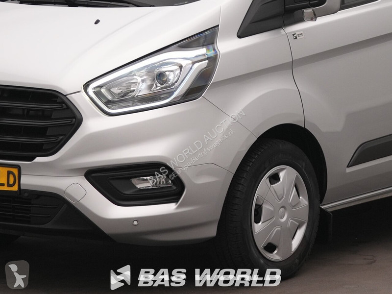 Véhicule utilitaire Ford 130PK