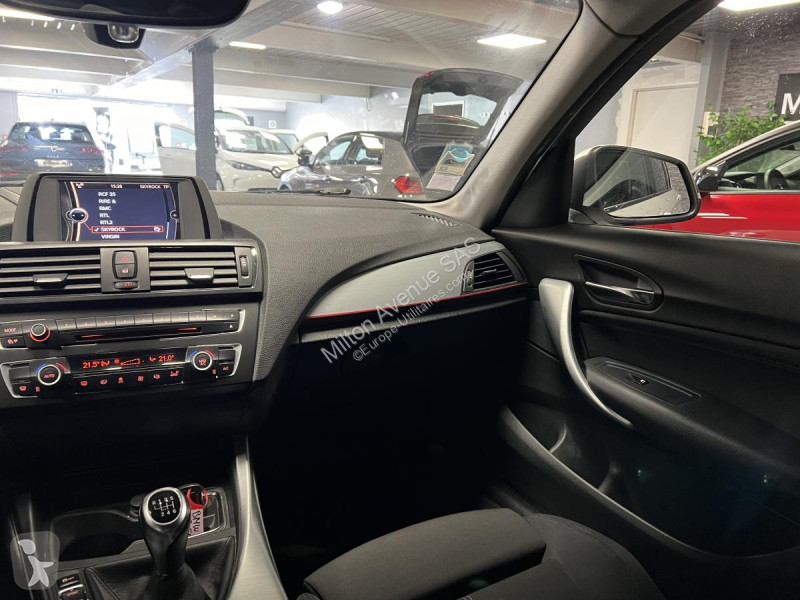 Véhicule utilitaire BMW 118i F20 Sport