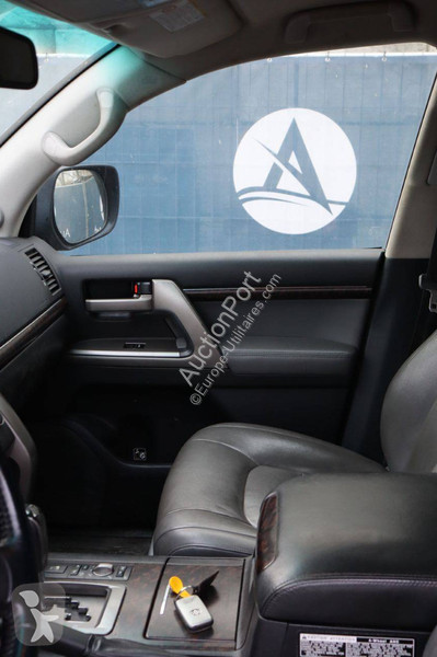 Furgoneta Toyota LANDCRUISER (200 SERIES)