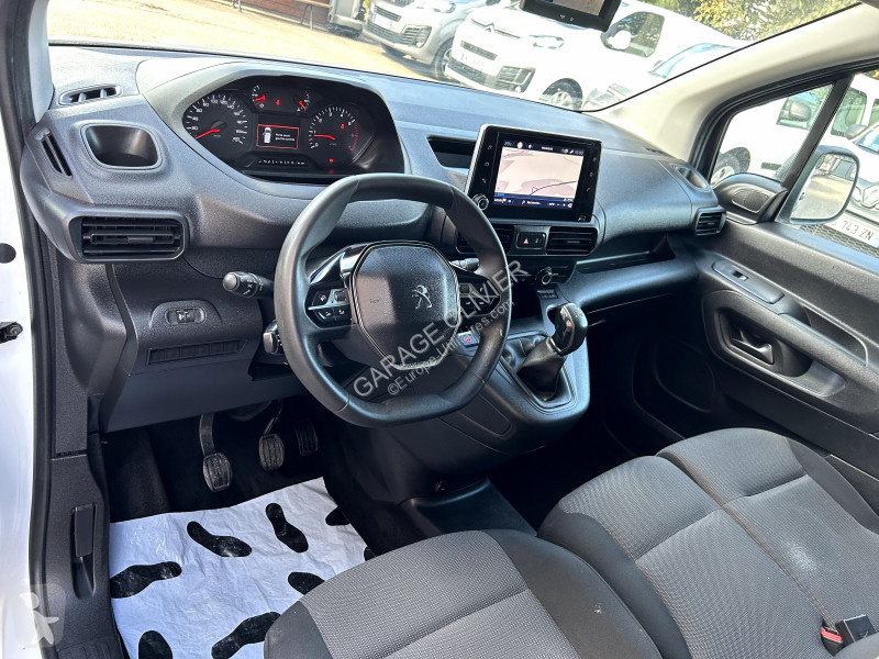 Furgoneta Peugeot Standard 650KG 1.5 Bluehdi...