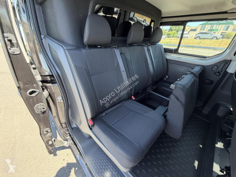 Véhicule utilitaire Renault TRAFIC L1H1 EXTRA...