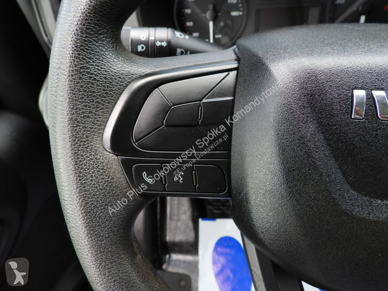 Лекотоварен автомобил Iveco 35C14 DAILY