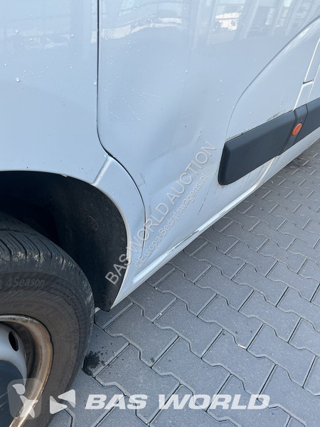 Furgoneta Renault 135PK
