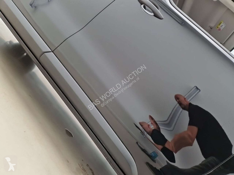 Užitkové vozidlo Peugeot 2.0 BlueHDi 145 EAT8...