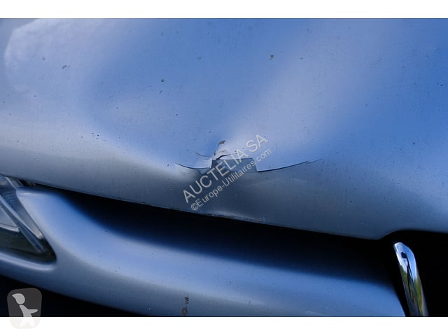 Коммерческий автомобиль Peugeot 208