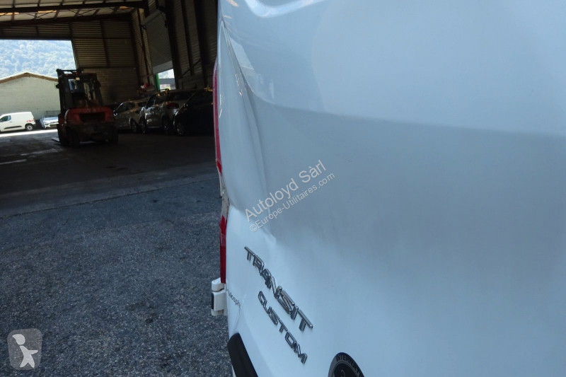 Véhicule utilitaire Ford 2,0 DPF 130