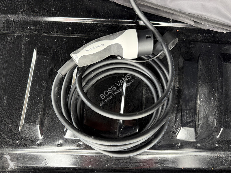 Furgoneta Mercedes 66kWh 120PK L2 280km WLTP...
