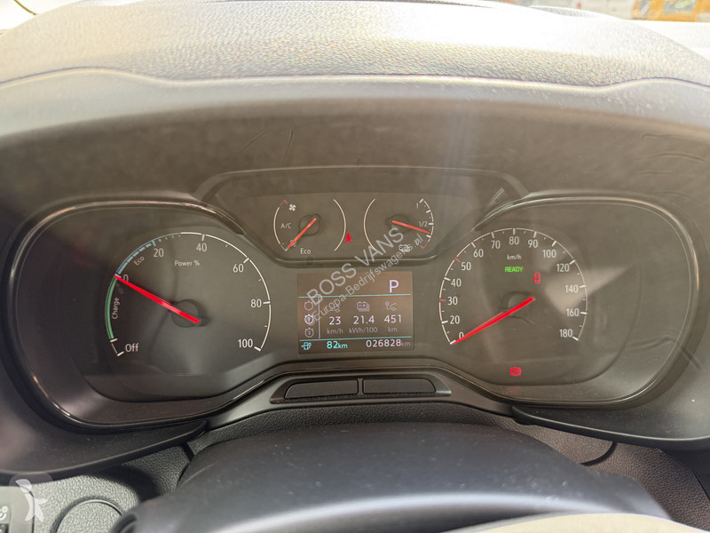 Furgoneta Opel 50kWh 136PK Elektrisch! L1 285KM...