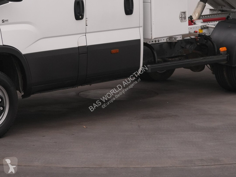 Furgoneta Iveco 35C16