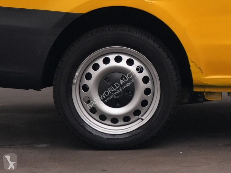 Furgoneta Mercedes