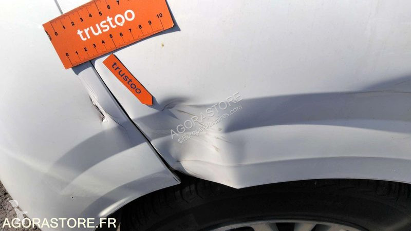 Véhicule utilitaire Peugeot 208