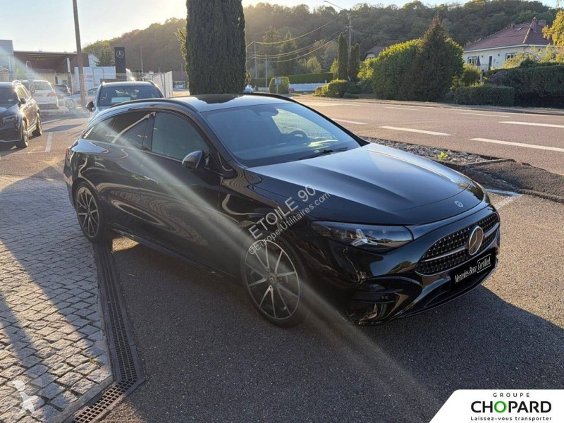 Véhicule utilitaire Mercedes CLA Shooting Brake...