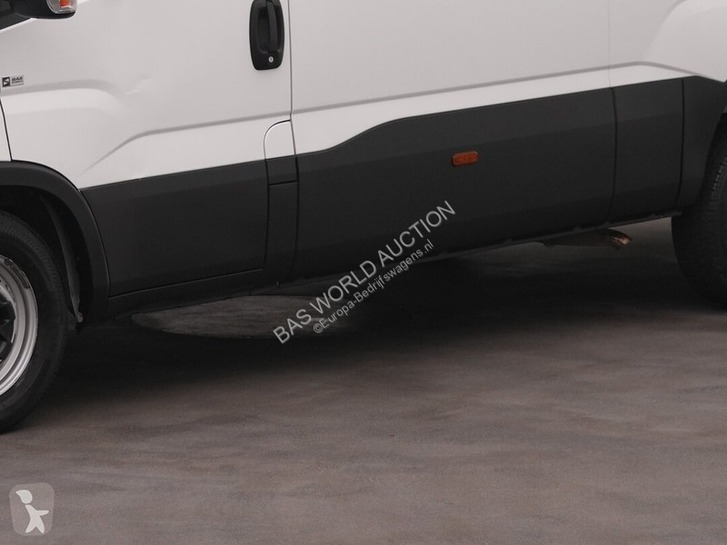 Veicolo commerciale Iveco 35S14