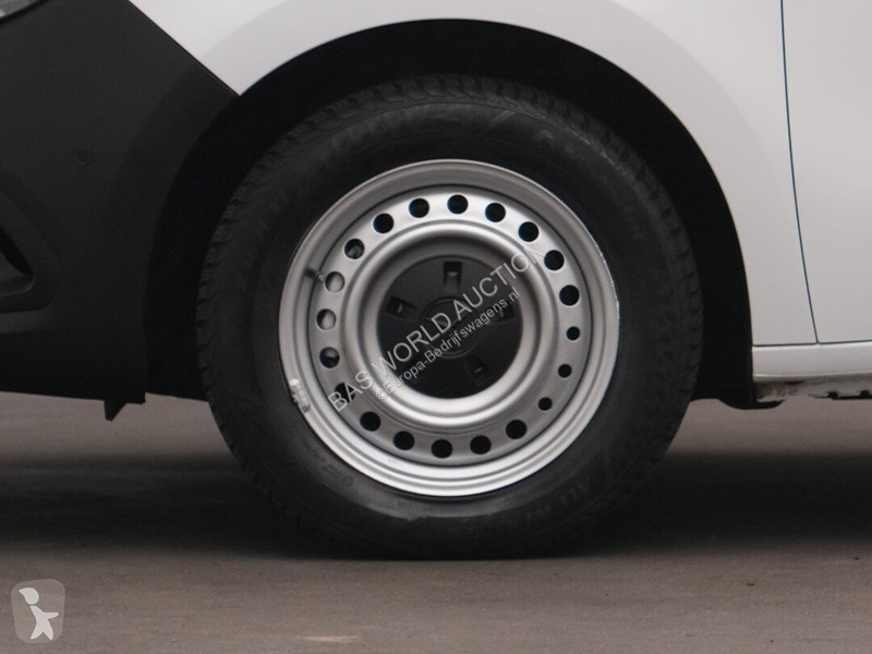 Véhicule utilitaire Mercedes 112 CDI