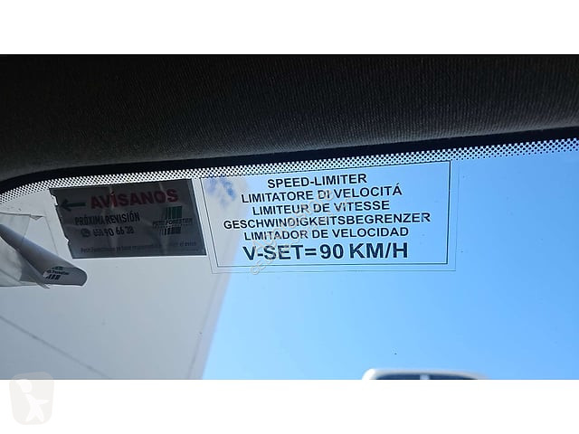 Véhicule utilitaire Renault TRAFIC