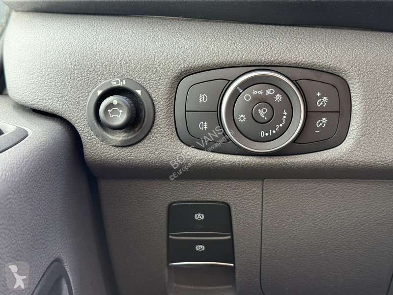 Veicolo commerciale Ford 68kWh 184PK L3H2 317km...