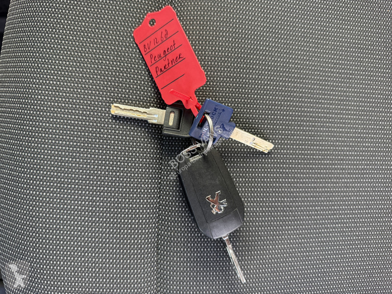 Veicolo commerciale Peugeot 1.5 HDi 130PK...