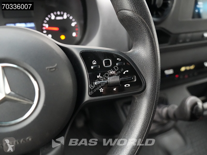 Samochód dostawczy Mercedes 311 CDI Open...