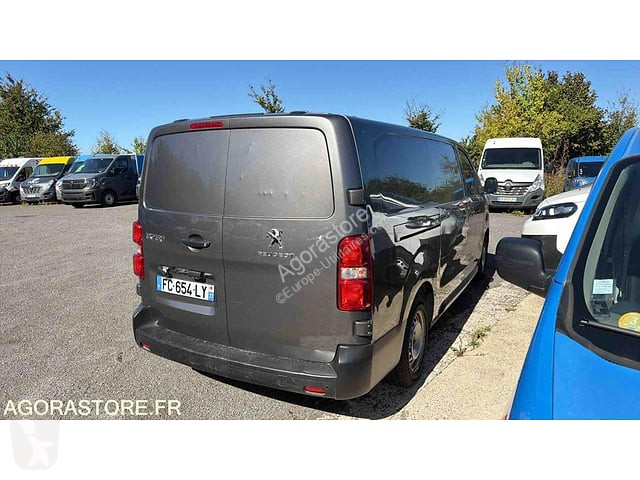 Коммерческий автомобиль