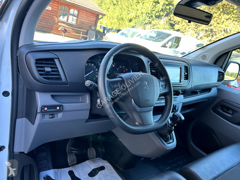 Коммерческий автомобиль Peugeot Standard...