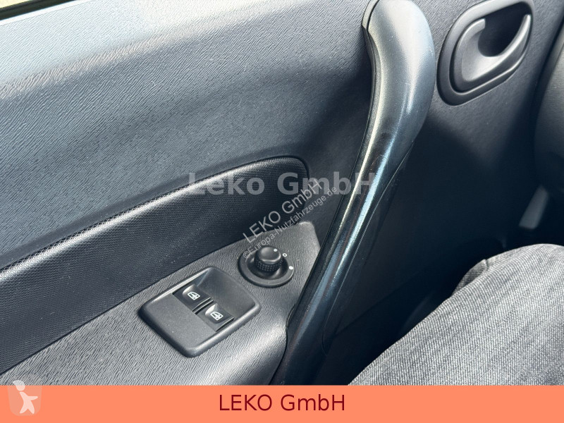 Коммерческий автомобиль Renault KANGOO EXPRESS...