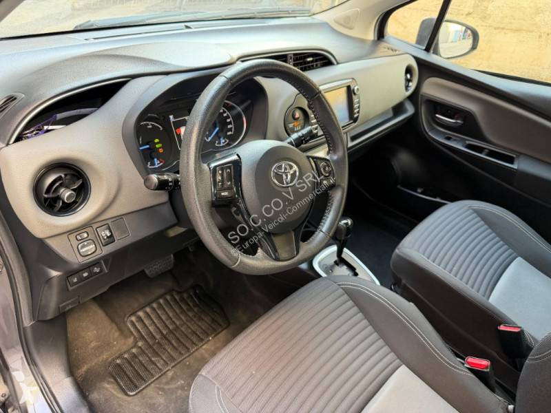 Furgoneta Toyota 1.5 VVT-I 100 hybride